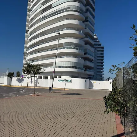Apartment Gran Canet Nowy Blisko Morza I Gor, Basen Jacuzzi Sauna